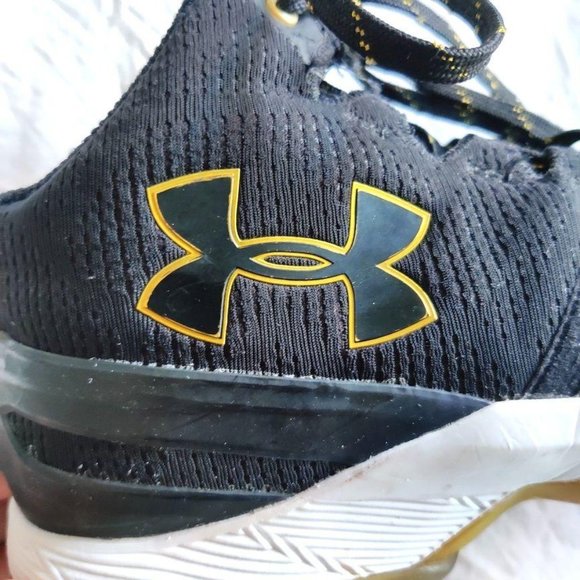 Under Armour Curry 2 LE Boy’s Black and Gold Shoe